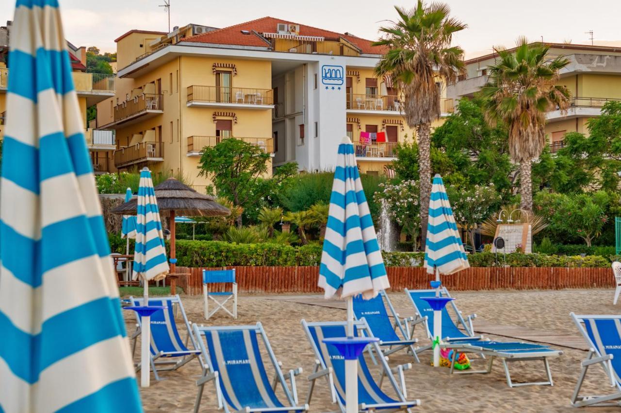 Hotel Miramare - Сільві-Марина Екстер'єр фото