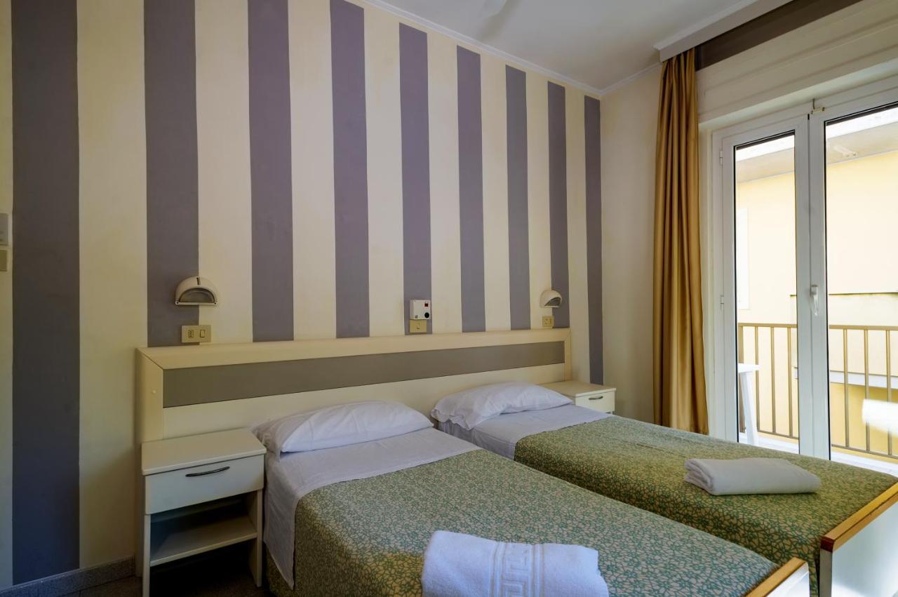 Hotel Miramare - Сільві-Марина Екстер'єр фото